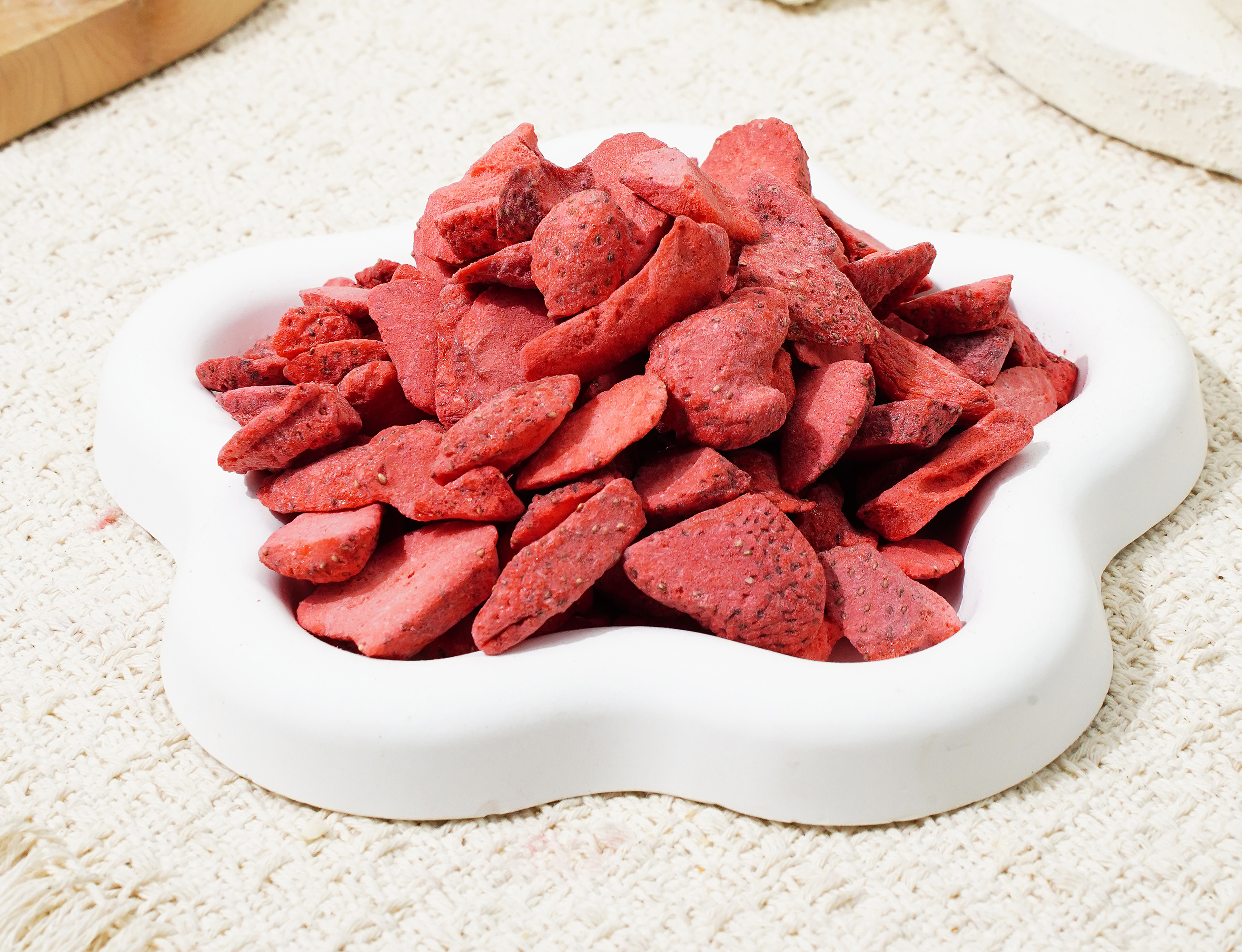 Freeze-Dried Strawberry Slices