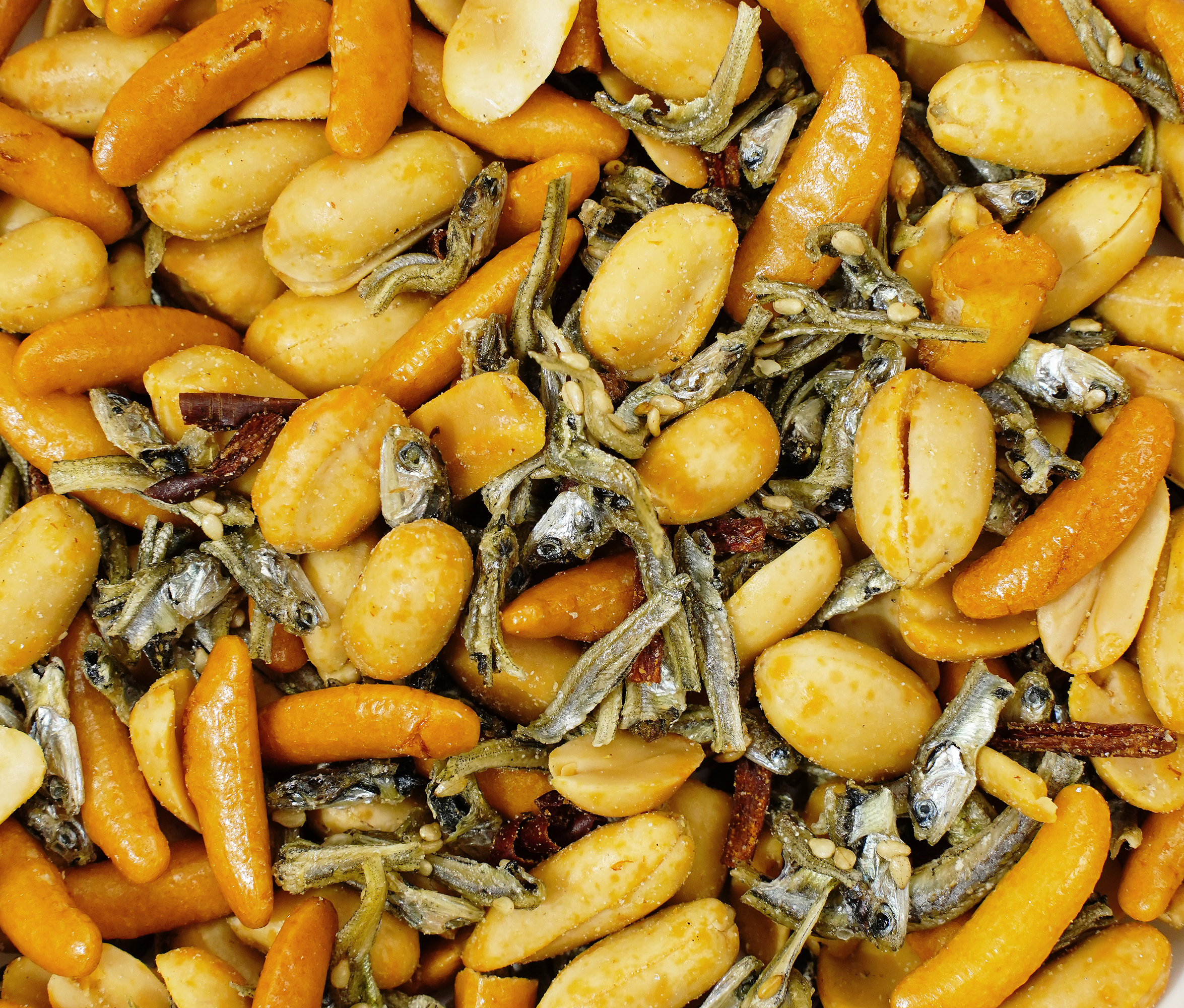Spicy Peanut & Rice Crunch with Anchovy