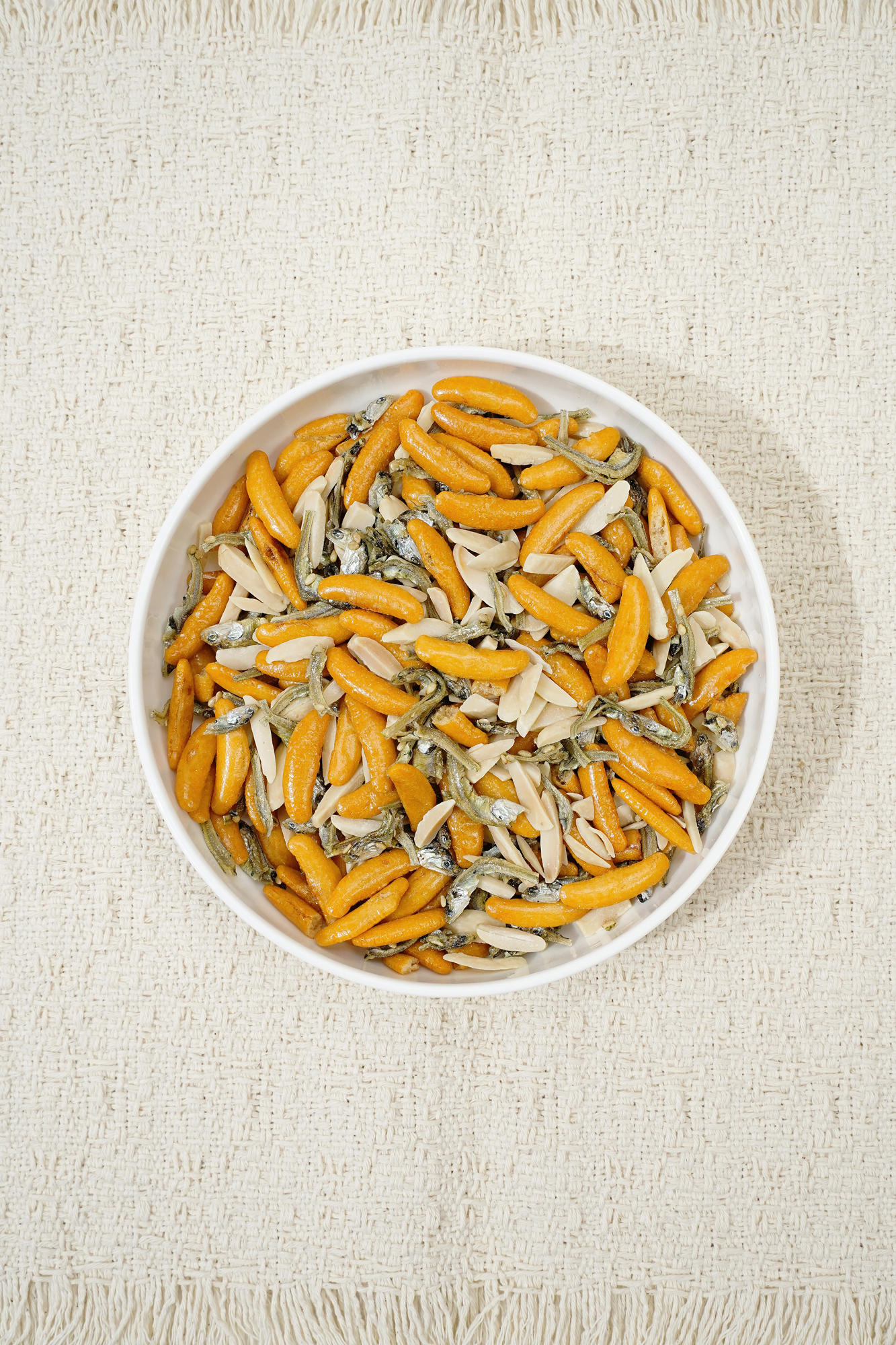 Almond & Rice Crunch with Anchovy